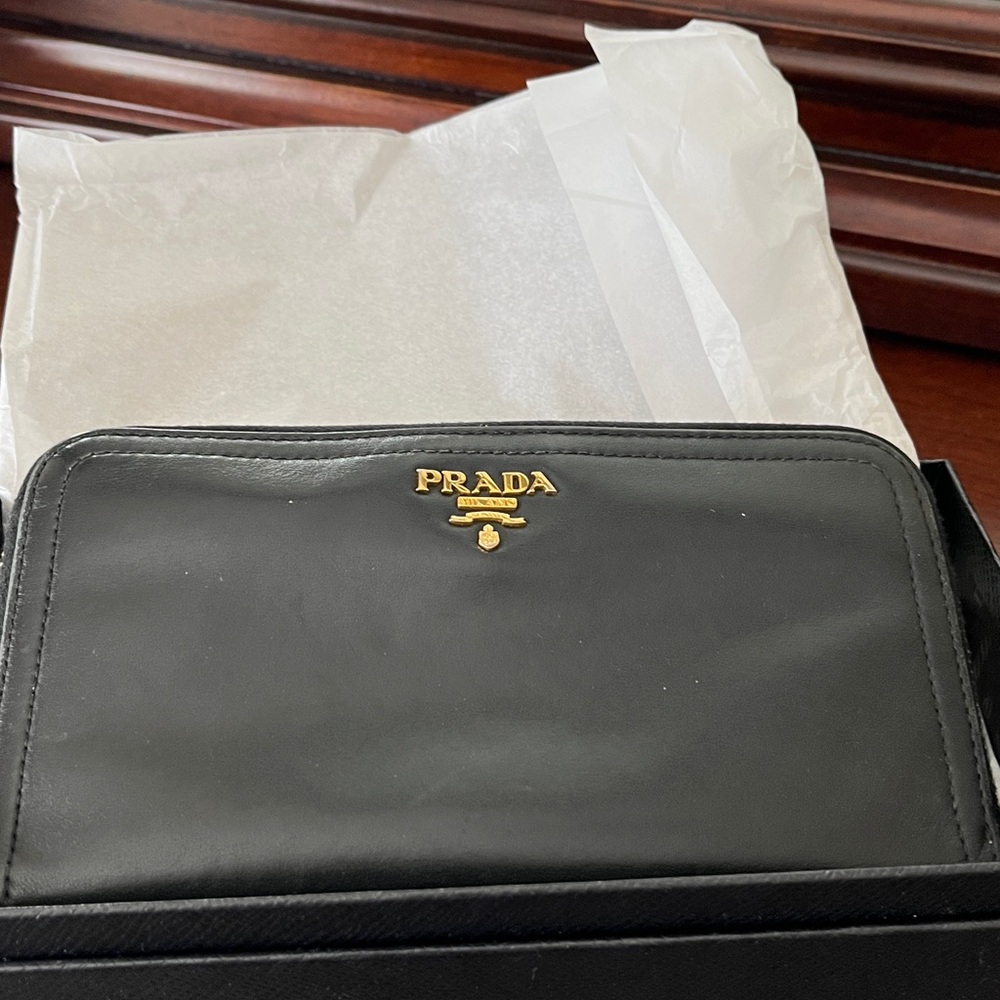 Prada Black Leather Zip-Around Wallet - Picture 9 of 10